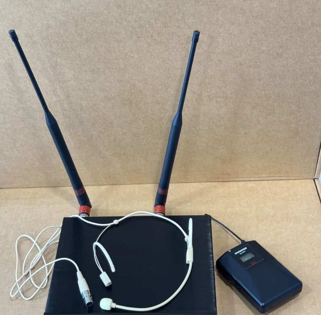 میکروفون بی سیم هدمیک شور SHURE مدل QLXD4 - صوت و موزیک مقدم سبزوار