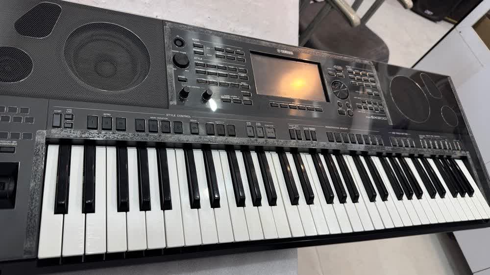 کیبورد ارنجر یاماها YAMAHA مدل PSR-SX900 - صوت و موزیک مقدم سبزوار